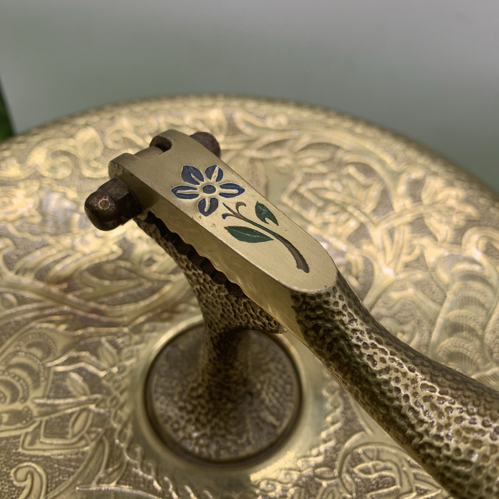 Vintage Tamar Enamel Flower  Brass Nut Cracker Mounted Footed Bowl Israel - Picture 2 of 14